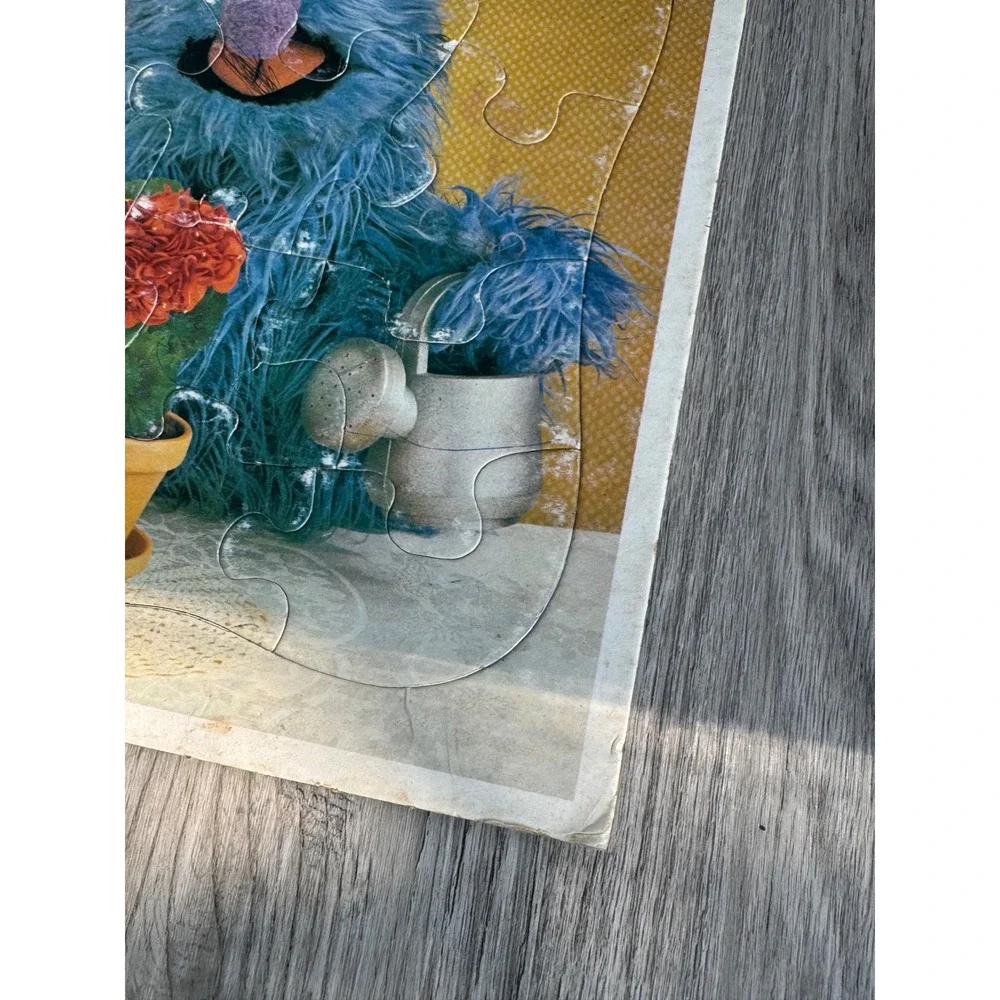 Vintage1983 Sesame Street Herry Monster Flower Golden Frame-Tray Puzzle 4524D-34